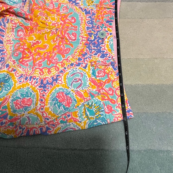 Lilly Pulitzer Written in the Sun Callahan Shorts Holy Grail HTF Size 10 - Picture 6 of 9